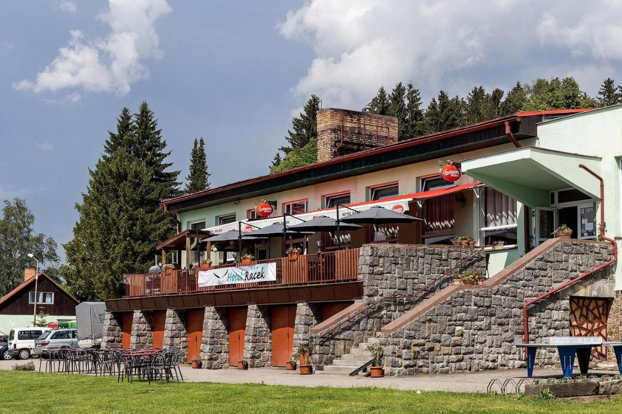 Hotel Racek Černá v Pošumaví المظهر الخارجي الصورة