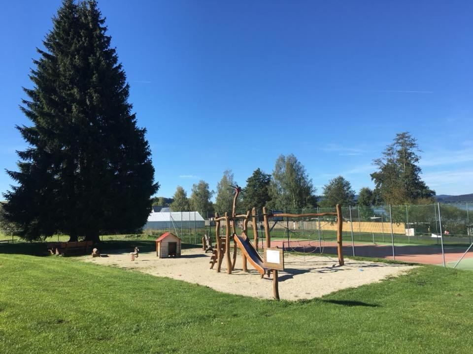 Hotel Racek Černá v Pošumaví المظهر الخارجي الصورة
